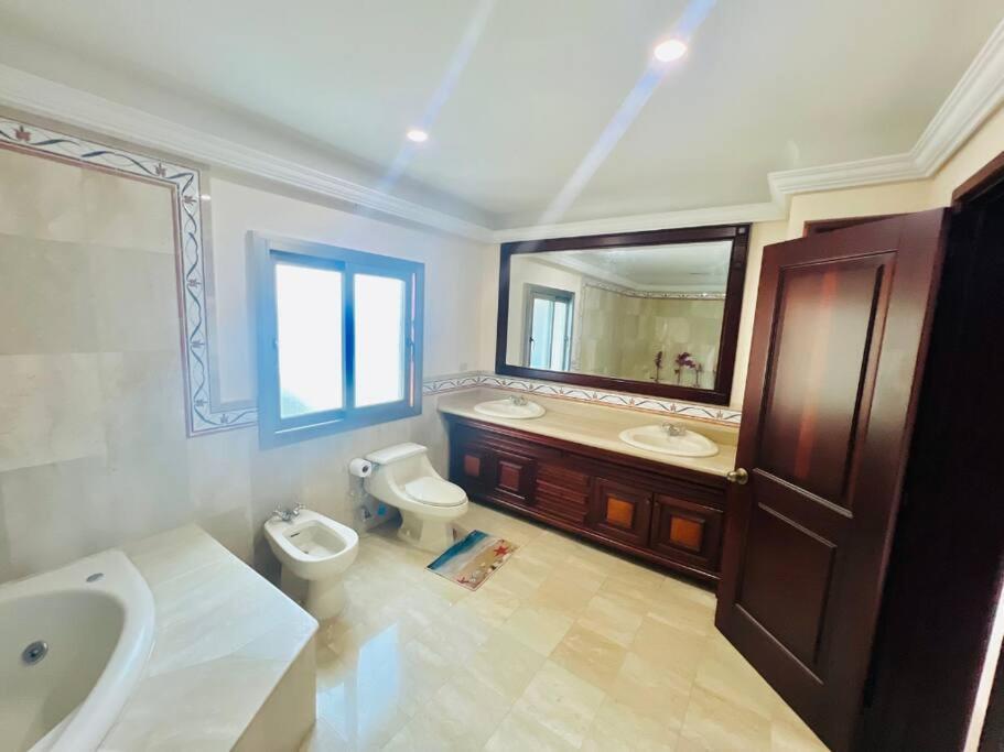 Beach Front Penthouse In Exclusive Tower Santo Domingo Eksteriør billede