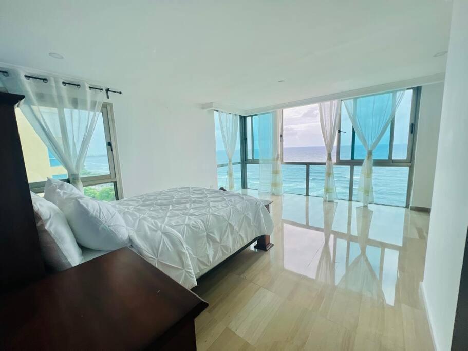 Beach Front Penthouse In Exclusive Tower Santo Domingo Eksteriør billede
