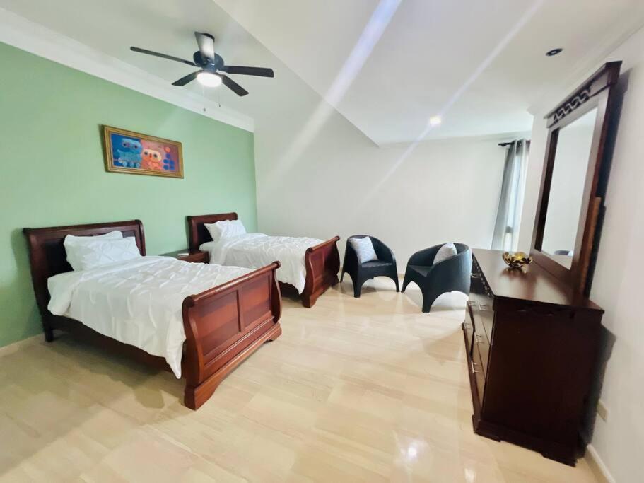 Beach Front Penthouse In Exclusive Tower Santo Domingo Eksteriør billede
